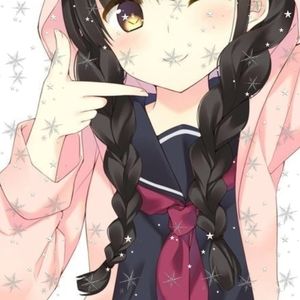 Meet your Posher, Roxanne